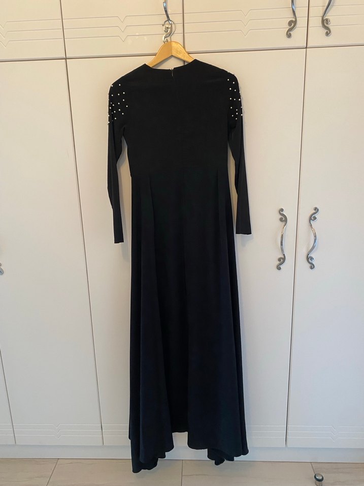 Uzun Kollu Siyah Gotik Uzun Elbise - Görsel 4