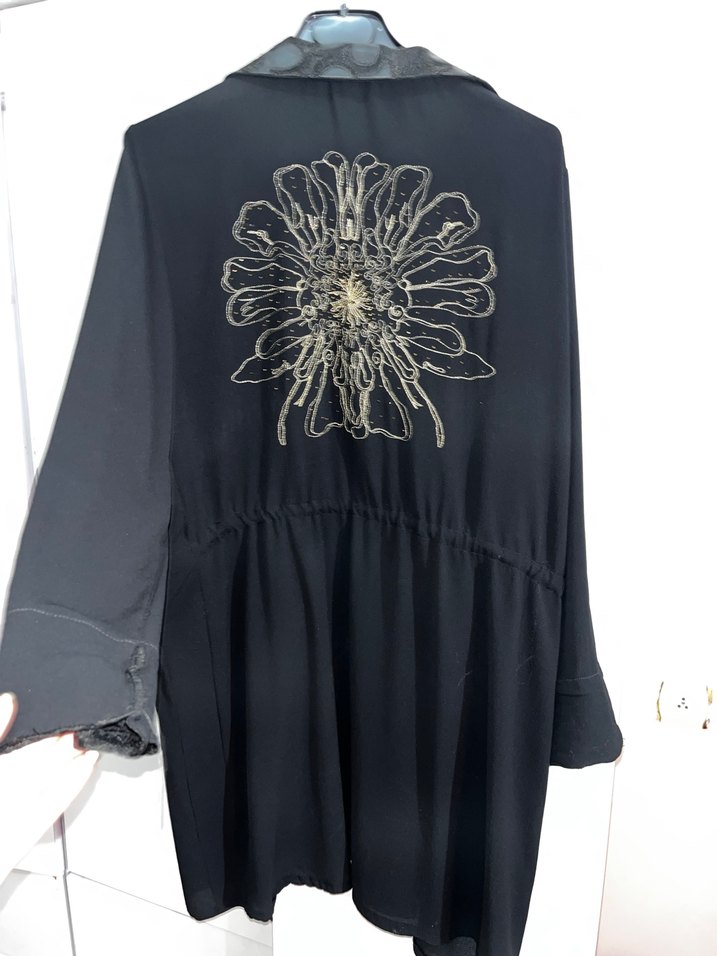 Düğmeli Siyah Şık Ceket - Görsel 4