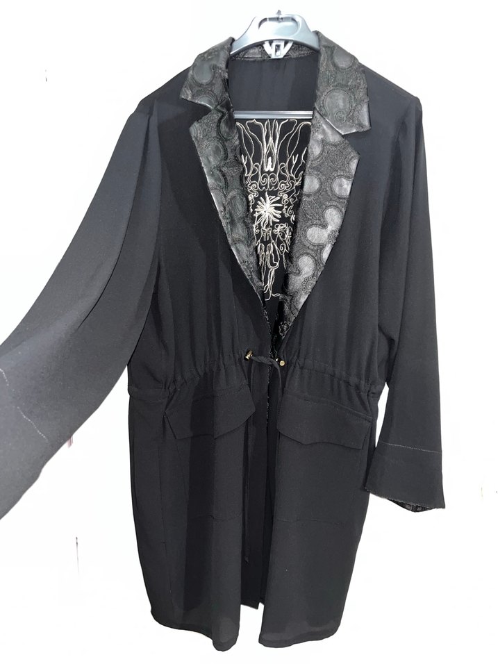 Düğmeli Siyah Şık Ceket - Görsel 2