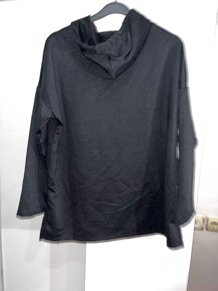 Siyah Kapüşonlu Rahat Kesim Sweatshirt - Görsel 3