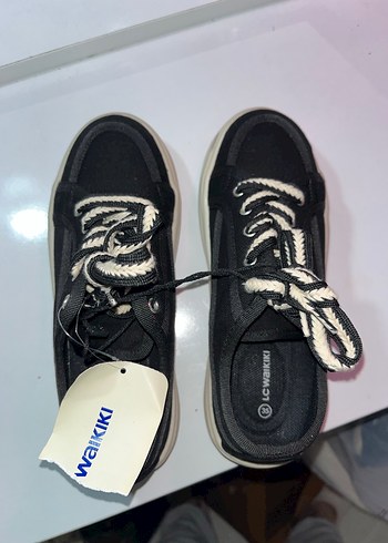 Lc Waıkıkj Siyah Gri Tabanlı Spor Ayakkabı - Görsel 2