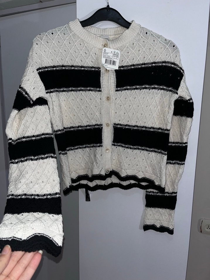 Siyah Çizgili Örgü Kadın Hırka - Görsel 2