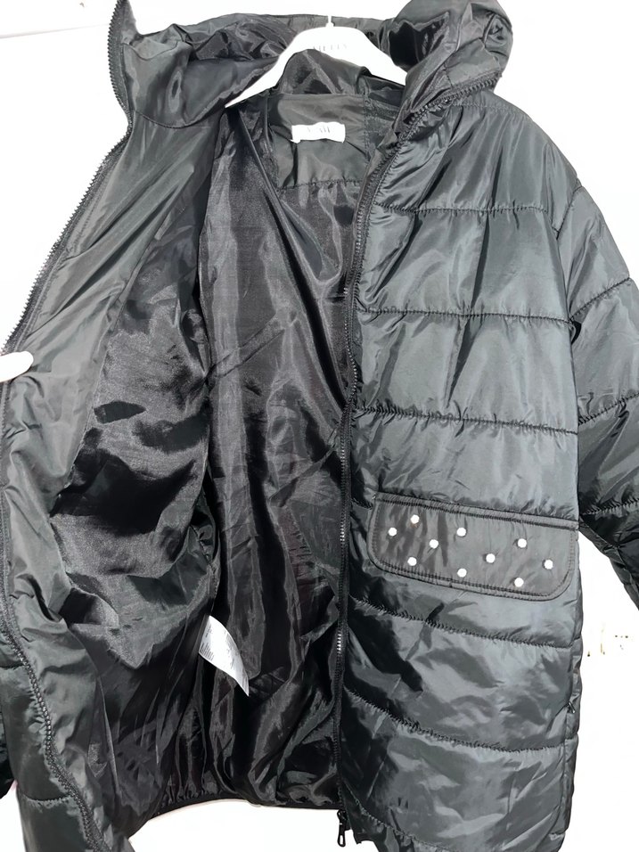 Siyah Düğmeli Kadın Kışlık Mont - Görsel 3