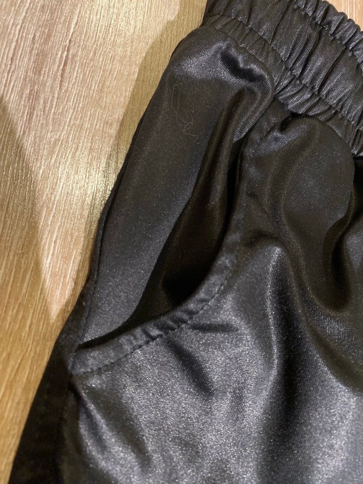Siyah Parlak Deri Kadın Pantolon - Görsel 4