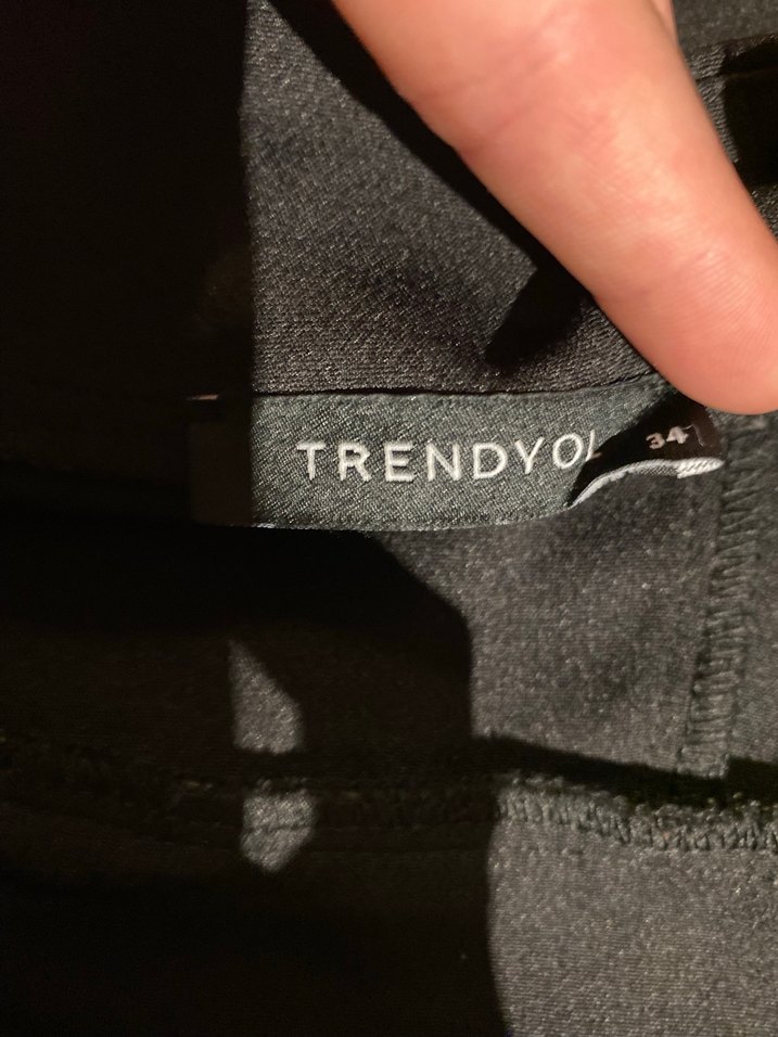 Siyah Mini Dar Kesim Etek - Görsel 4