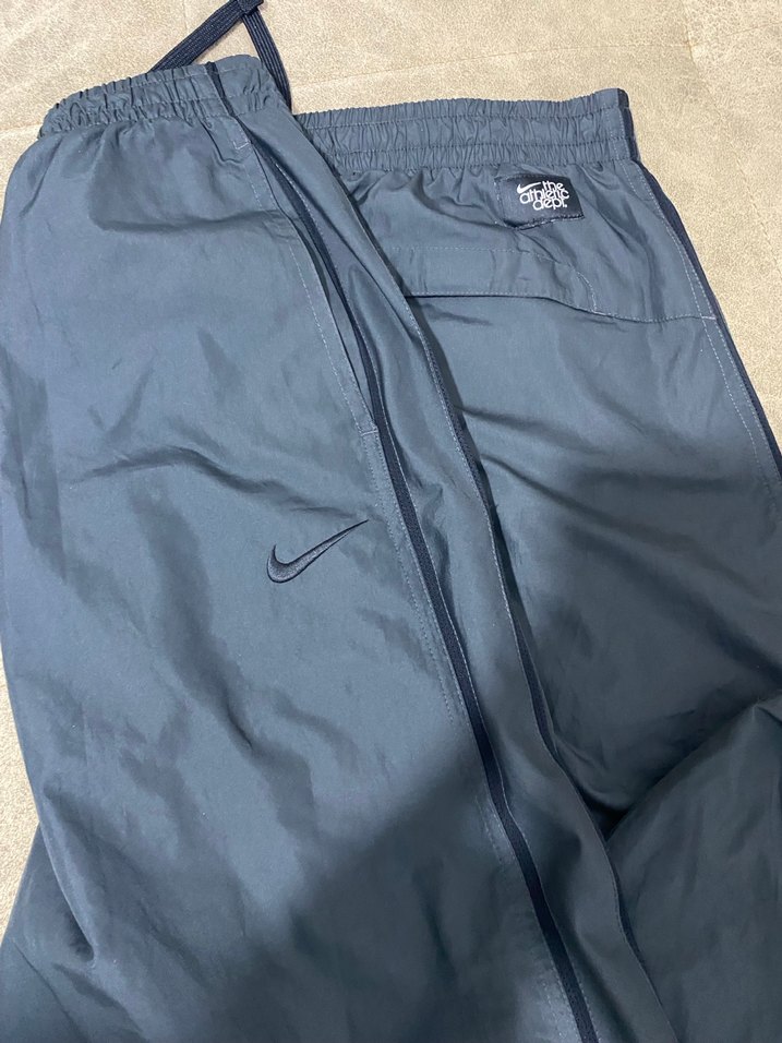 Rahat Kesim Nike Eşofman Altı - Görsel 3