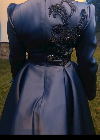 Mavi İşlemeli Uzun Kollu Abiye Elbise - Görsel 7