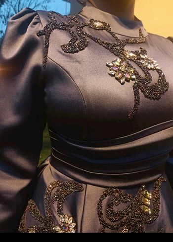 Mavi İşlemeli Uzun Kollu Abiye Elbise - Görsel 4