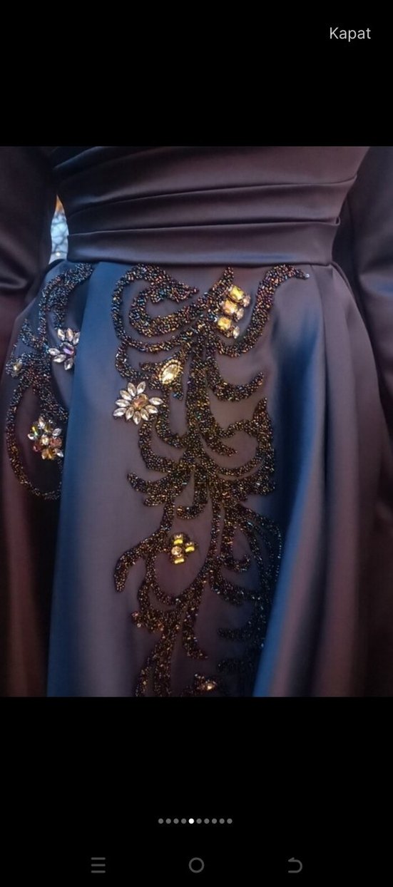 Mavi İşlemeli Uzun Kollu Abiye Elbise - Görsel 5