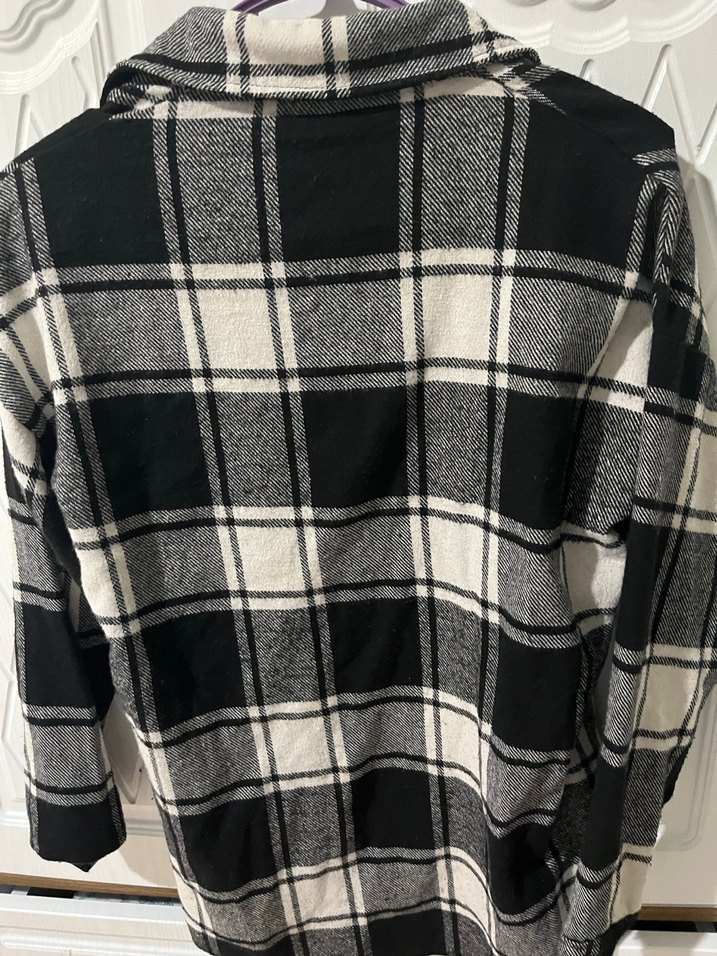 Gri Ekose Desenli Kadın Uzun Kollu Gömlek - Görsel 3