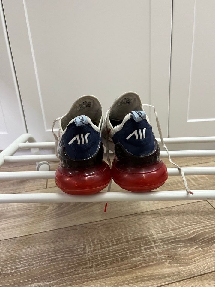 Nike Air Max 270 - Görsel 2