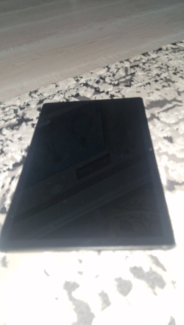 Siyah Samsung Tablet sm x-200 - Görsel 4