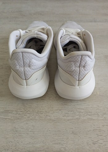 Beyaz Kadın Spor Ayakkabı - Görsel 4