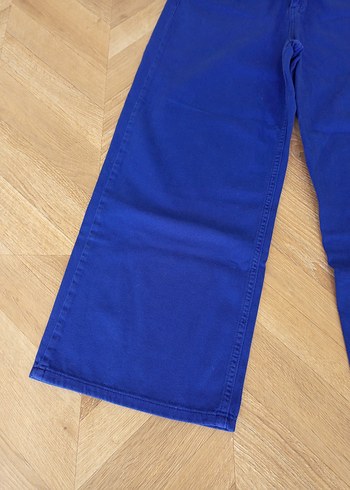 Kadın Mavi Bol Kesim Midi Kot Pantolon - Görsel 3