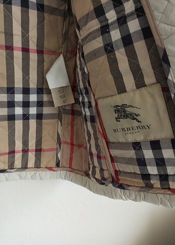 Orijinal Burberry Kapitone Mont - Görsel 4