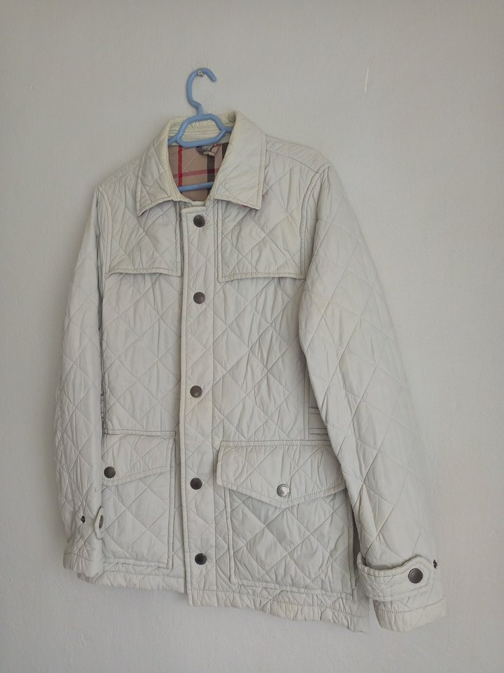 Orijinal Burberry Kapitone Mont - Görsel 2