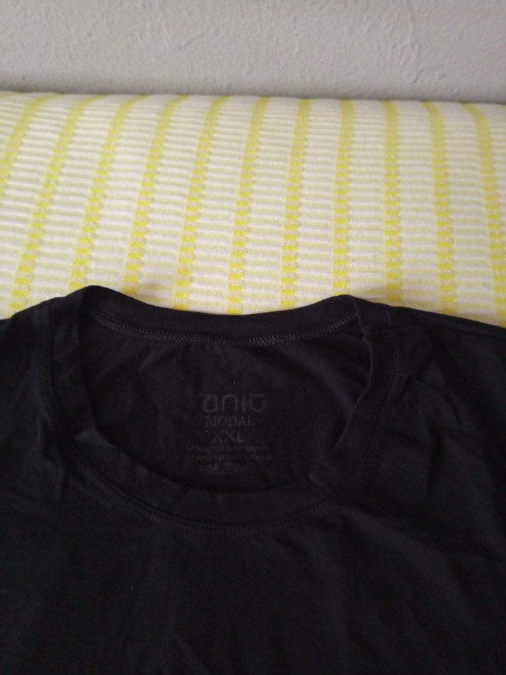 Siyah Keten Erkek Tişört - Görsel 3