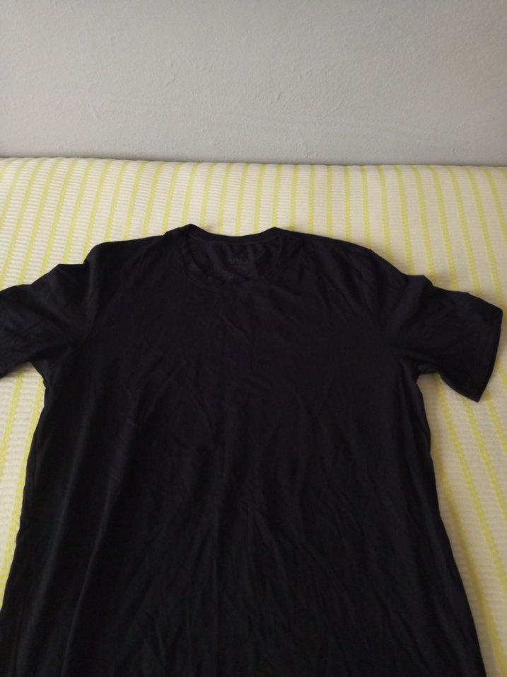 Siyah Keten Erkek Tişört - Görsel 2