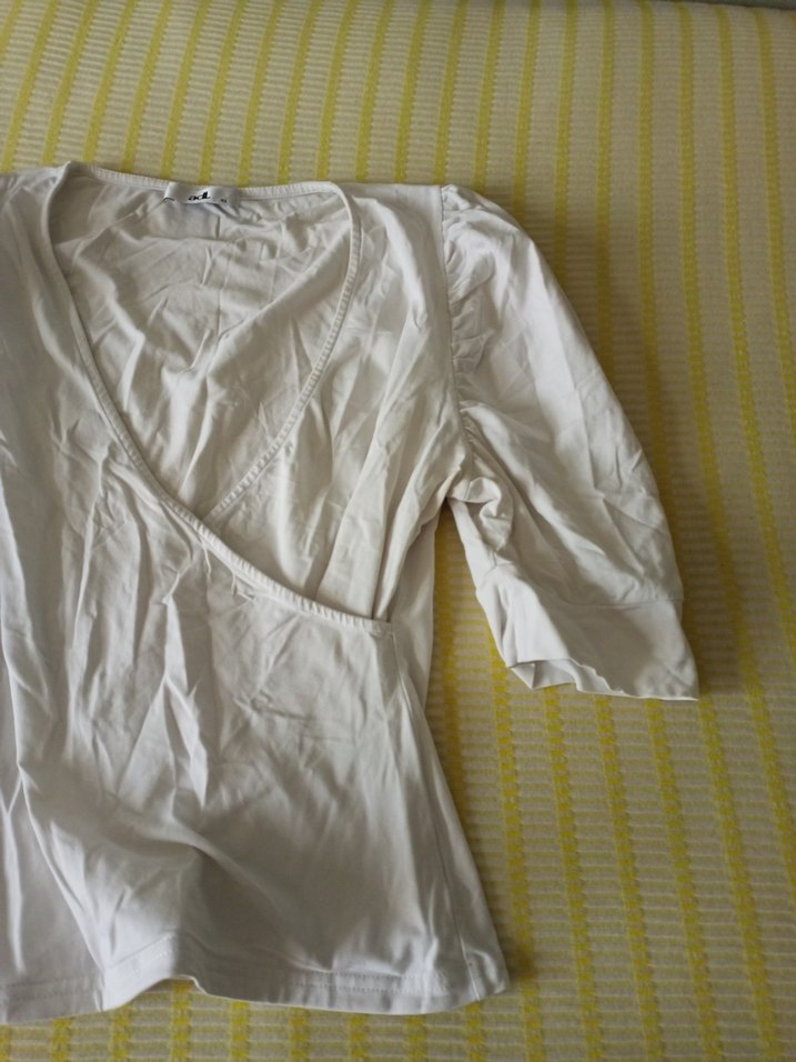 Beyaz Keten V Yaka Drapeli Hamile Bluz - Görsel 2