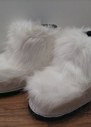 Moon Boot  Fur Bot