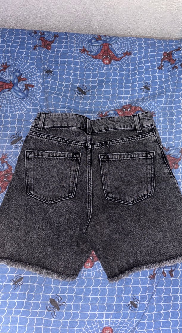 Gri Mini Denim Şort - Görsel 4