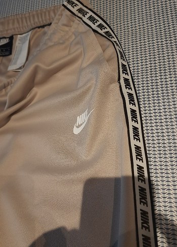 Nike Orijinal Bej Bol Kesim Erkek Eşofman Altı - Görsel 3