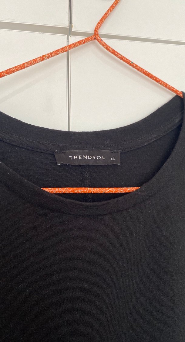 Siyah Kısa Kollu Spor Elbise - Görsel 2