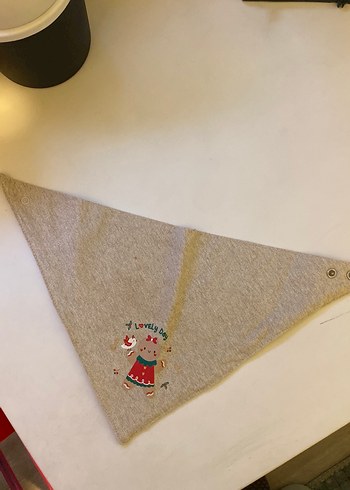 Nakışlı Çok Renkli Bebek Önlükleri - Görsel 2