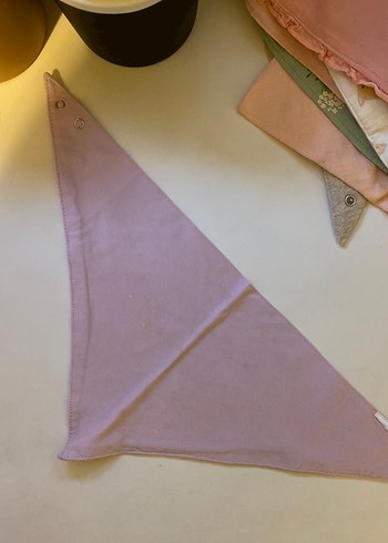 Nakışlı Çok Renkli Bebek Önlükleri - Görsel 9