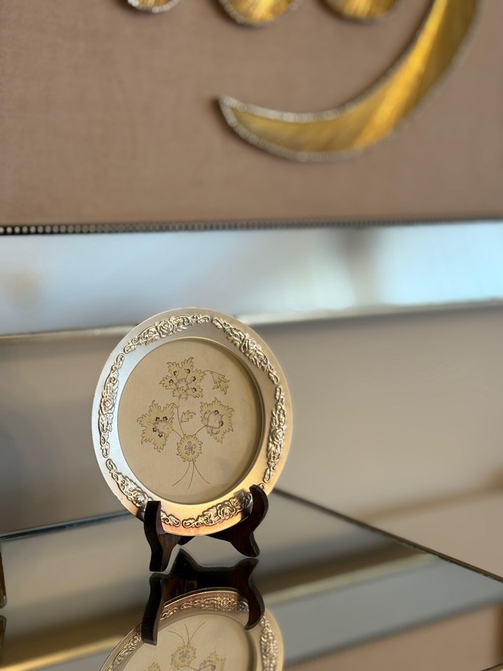 yuvarlak çerçeveli tezhip - Görsel 2