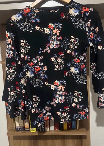 Çiçek Desenli Uzun Kollu Kadın Bluz - Görsel 4