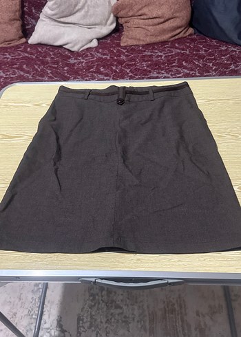 Kemerli Düz Kahverengi Kız Eteği - Görsel 2