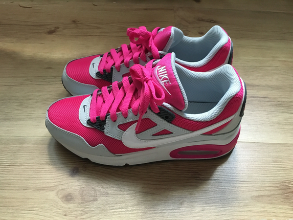 Nike airmax skyline sıfır orjinal sorunsuz