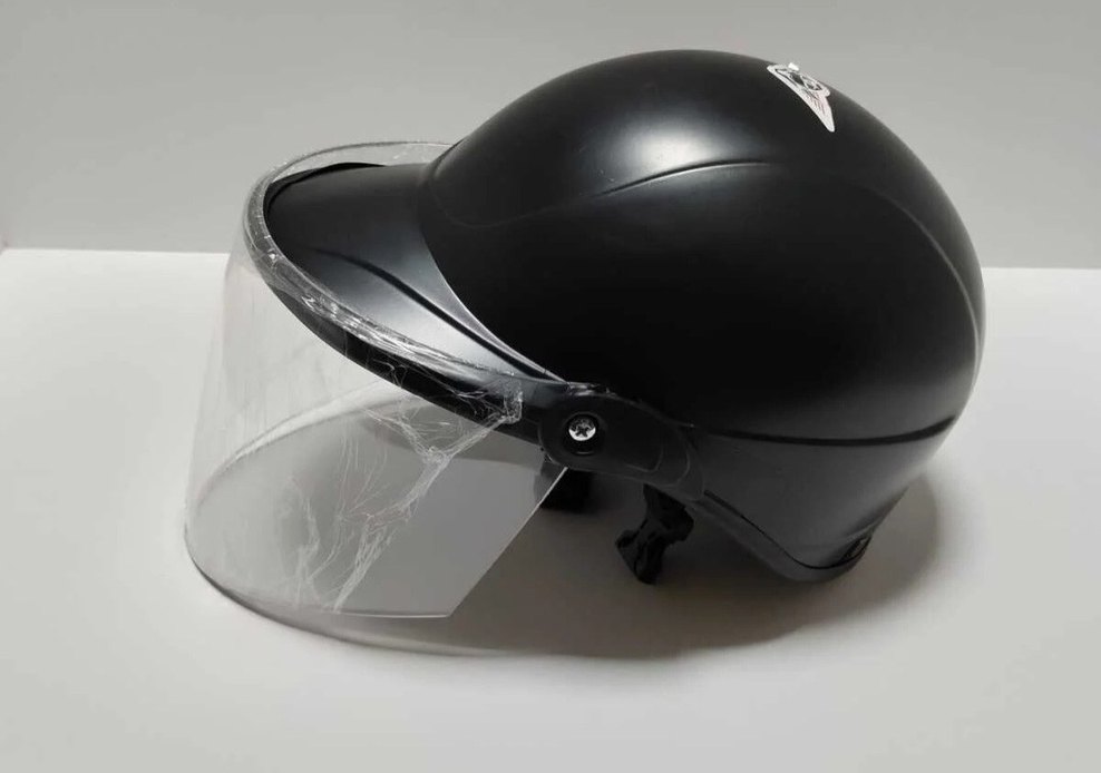 Siyah Minimalist Biker Motosiklet Kaskı - Görsel 2