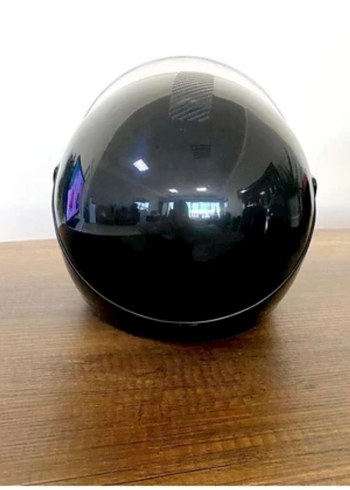 Parlak Siyah Minimalist Motosiklet Kaskı - Görsel 2