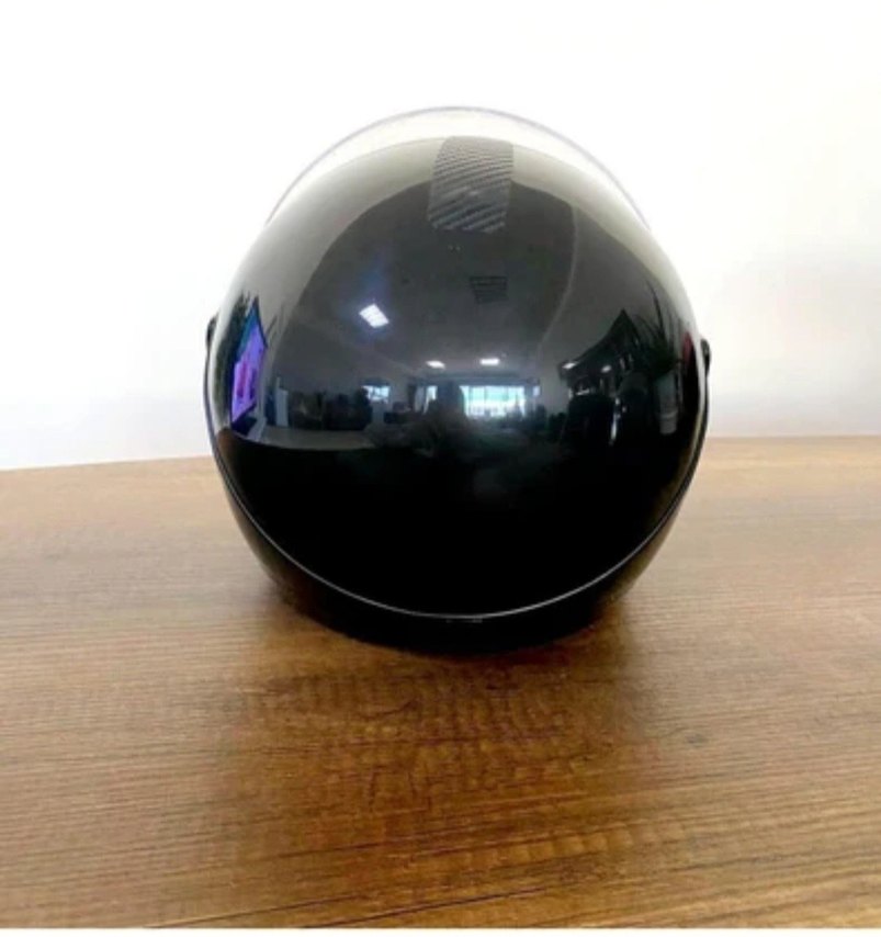 Parlak Siyah Minimalist Motosiklet Kaskı - Görsel 2