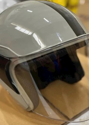 Gri Parlak Biker Motosiklet Kaskı - Görsel 3