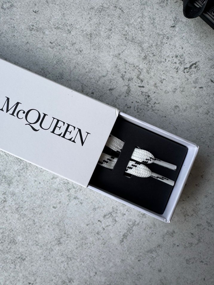Alexander McQueen Bağcık - Görsel 2