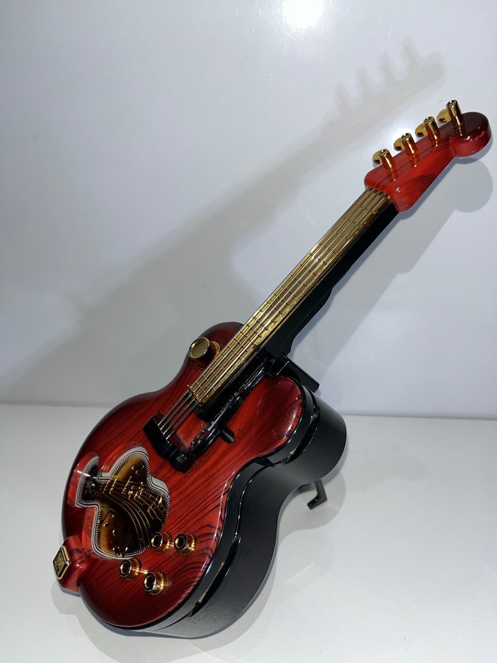 Siyah Gitar Şeklinde Müzik Kutusu - Görsel 4