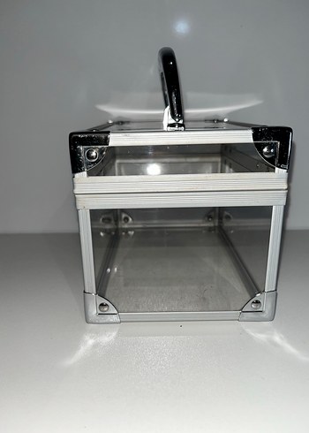 Şeffaf Beyaz Makyaj Düzenleyici Kutusu - Görsel 3