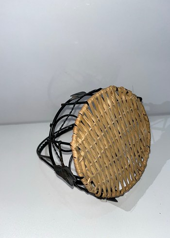 Koyu Renkli Hasır ve Metal Sepet - Görsel 3