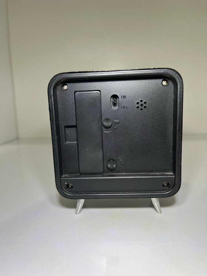 Kare Siyah Masa Saati - Görsel 2