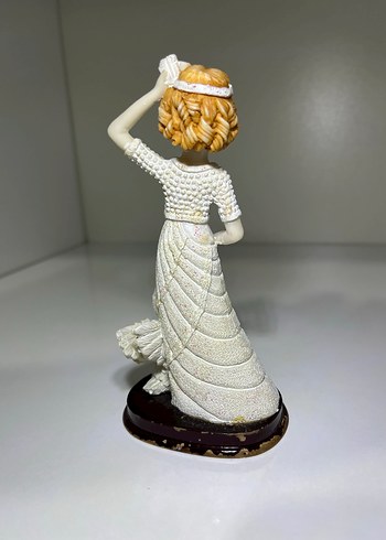 Beyaz Kadın ve Kuğu Biblo - Görsel 2