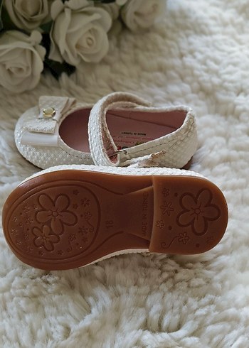 Kız Çocuk Beyaz Kemerli Ayakkabı - Görsel 5
