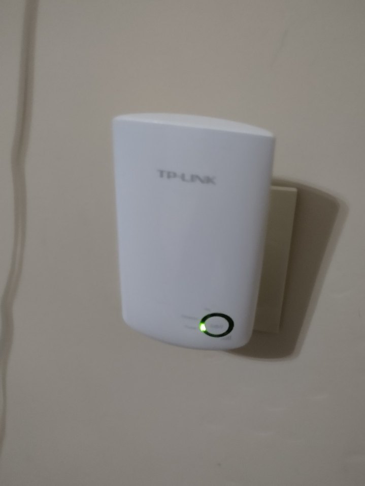 Beyaz TP-LINK modem güçlendirici - Görsel 3