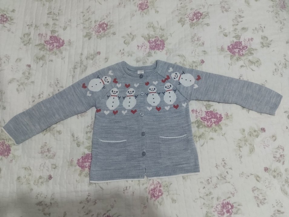 Kız Çocuk Gri Nakışlı Örgü Hırka - Görsel 2