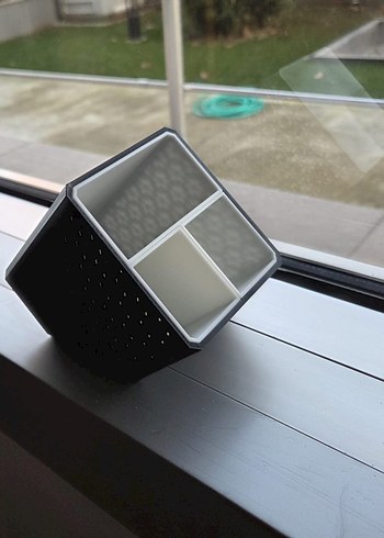 Siyah masa üstü kalem kutusu - Görsel 2