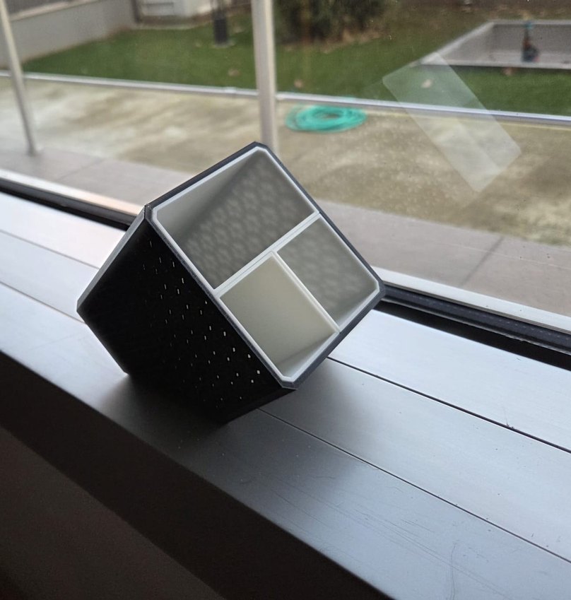 Siyah masa üstü kalem kutusu - Görsel 2