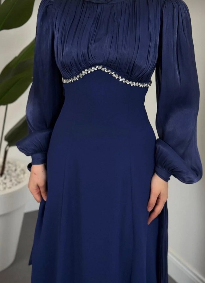 Lacivert Uzun Kollu Drapeli Abiye Elbise+ Şalı - Görsel 2
