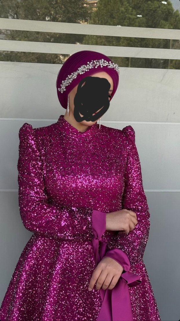 Pembe pullu prenses Kollu Abiye - Görsel 2